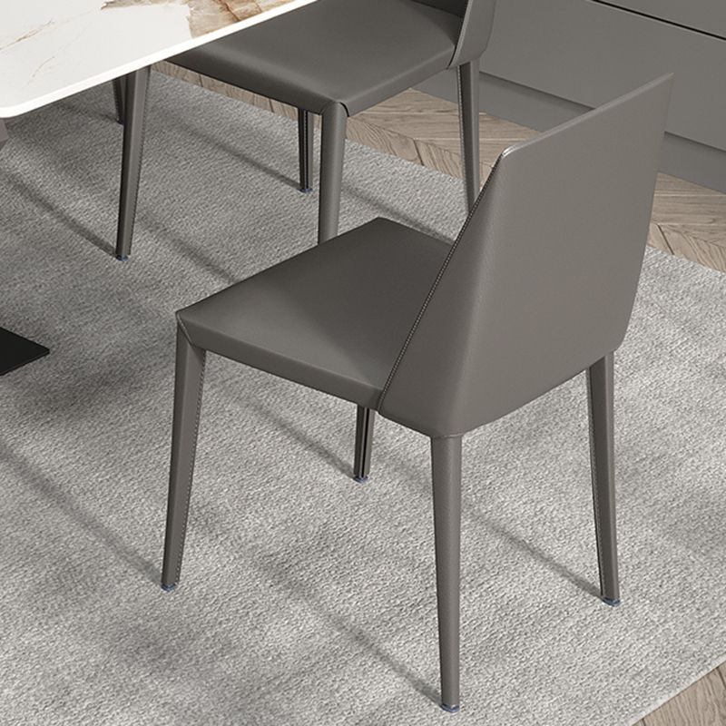 Mesa de comedor industrial de piedra sinterizada Mesa rectangular con base de pedestal de metal