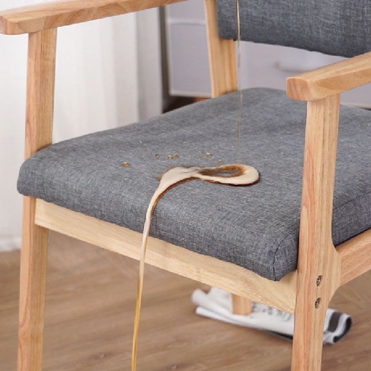 Zeitgenössischer Holzarmstuhl offener Essnebelmöbel im matten Finish offener Rücken