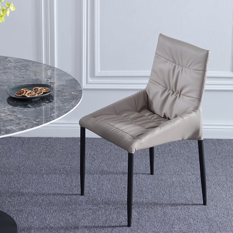 パーソンズサイドチェアモダンな布張りのダイニングとアクセントチェア