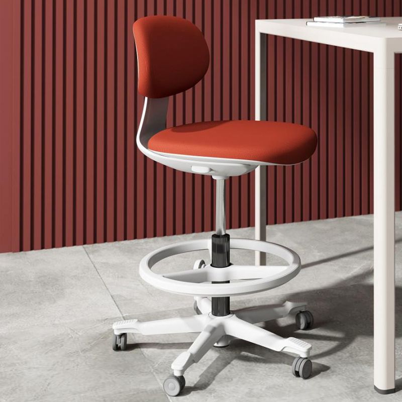 Moderne verstelbare rugleuning aan de teller kassier kassier Bark ontlasting met kussen en pedaal