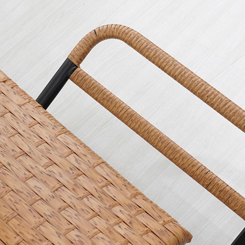 Chaise à bascule unique du milieu du siècle chaise à bascule paresseuse moderne avec coussin