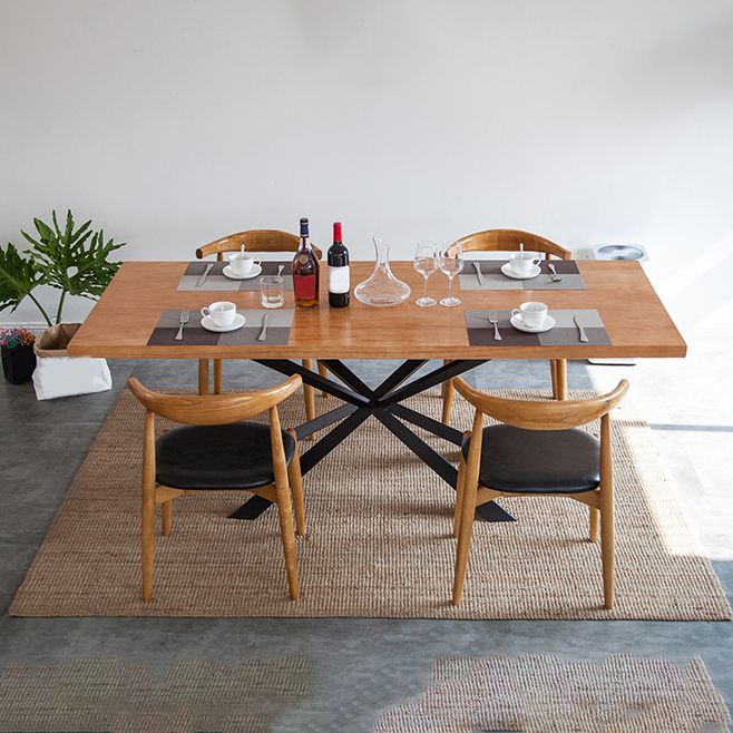 Table à manger en bois massif
