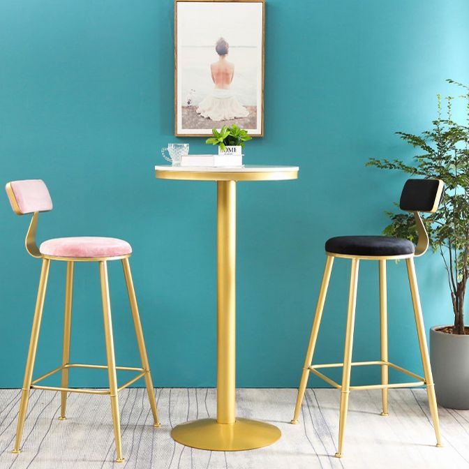 Glam Round Faux Marble Bistro Table Indoor Gold Iron Bar Dining Table with Single Pedestal Clearhalo 'Bar Furniture' 'Bar Tables' 'bar_tables' 'furn' 'furn_bar_tables' 'Furniture' 'furniture_bar_tables' 'Kitchen & Dining Furniture' 'kitchen&dining_furn' 'kitchen' 1200x1200_602dfa49-3640-431e-ba77-6c8958319fc1