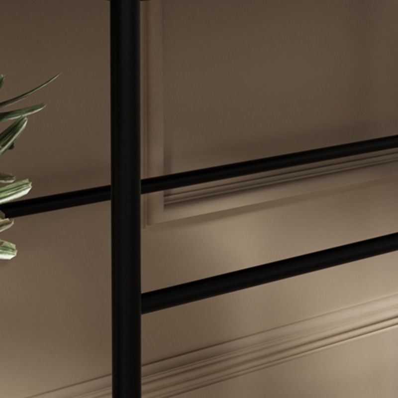 Ligne de chaussure métal