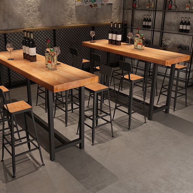 Industrial Style Bar Table Wood Top Counter Table 42-inch Height Table Clearhalo 'Bar Furniture' 'Bar Tables' 'bar_tables' 'furn' 'furn_bar_tables' 'Furniture' 'furniture_bar_tables' 'Kitchen & Dining Furniture' 'kitchen&dining_furn' 'kitchen' 1200x1200_6134e3e1-acac-4f15-9341-92fed2645749
