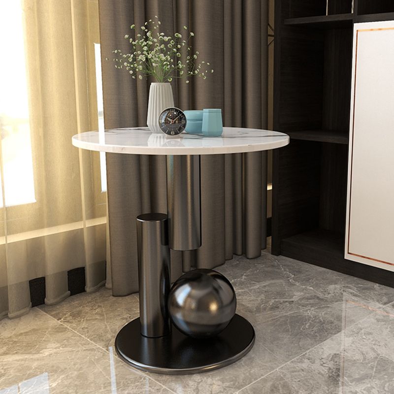 Pedestal contemporáneo de la mesa redonda de la pizarra 21.7 "Mesa al lado del sofá de altura