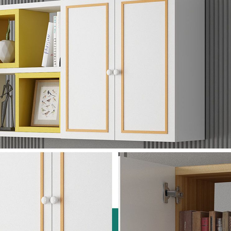 Libreria di legno contemporanea Montata Bookshelf chiuse per la casa per l'home office