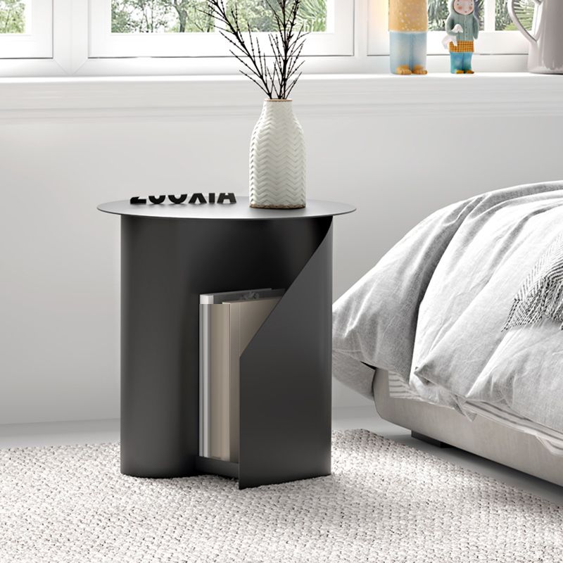 Contemporary Corner Table Round Side Table with Metal Shelves Clearhalo 'Coffee & Accent Tables' 'End & Side Tables' 'end_side_tables' 'furn' 'furn_end_side_tables' 'Furniture' 'Living Room Furniture' 1200x1200_6179ce56-1fc9-42f0-ad90-9ab91181fd3b