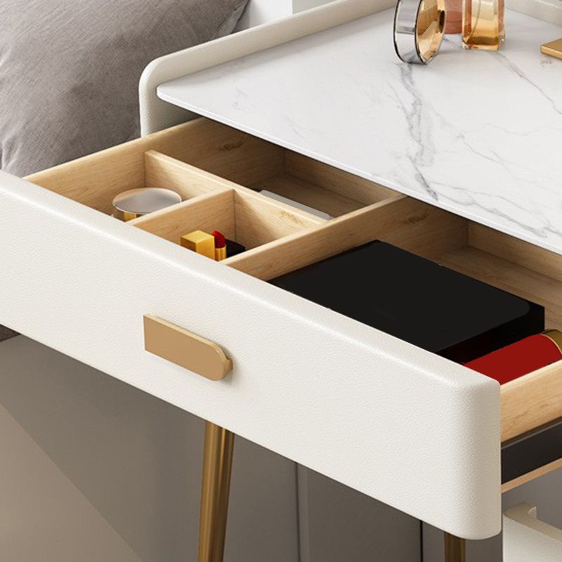 Stone Top Make -up -Schminktisch in weißer luxuriöser Metallwaschtisch