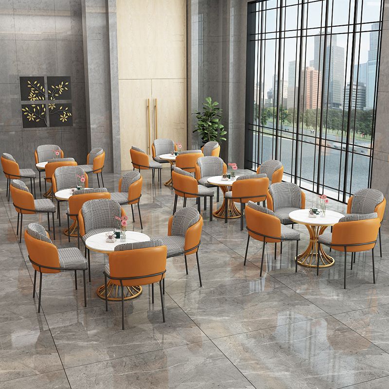 Glam Faux Marmor Dinette Set für Zuhause 1/4 Stücke glänzender weißer Esstisch Set