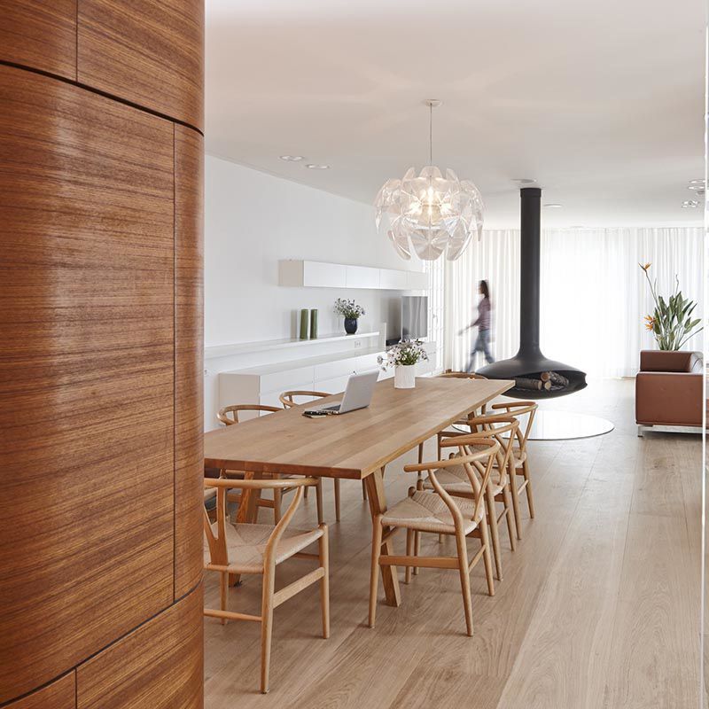 Rectangle Solid Wood Dining Table Modern Natural Tripod Base Dining Table Clearhalo ' dining_table' 'Dining Tables & Seating' 'Dining Tables' 'furn' 'furn_dining_table' 'Furniture' 'furniture_dining_table' 'Kitchen & Dining Furniture' 'kitchen&dining_furn' 'kitchen' 'kitchen_dining_table' 1200x1200_61c182dc-9d89-49ee-af9f-898f9c042596