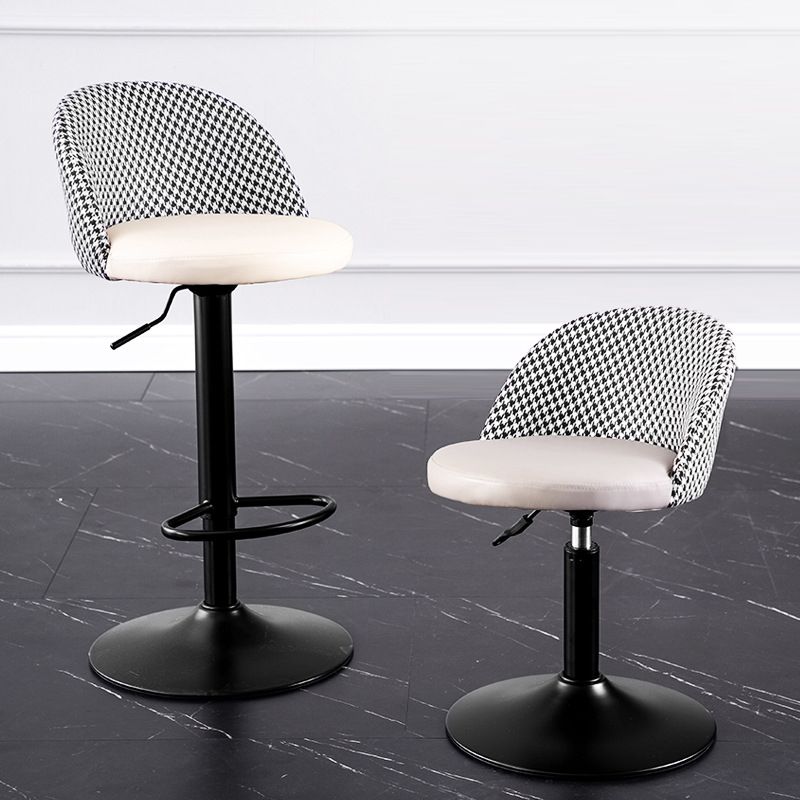 Contemporary Leather Home Stool Matte Finish Adjustable Footrest Barstool Clearhalo 'Bar Furniture' 'Bar Stools' 'bar_stools' 'furn' 'furn_bar_stools' 'Furniture' 'furniture_bar_stools' 'Kitchen & Dining Furniture' 1200x1200_61c814dd-f476-4478-a7cb-63d41a8bf14f