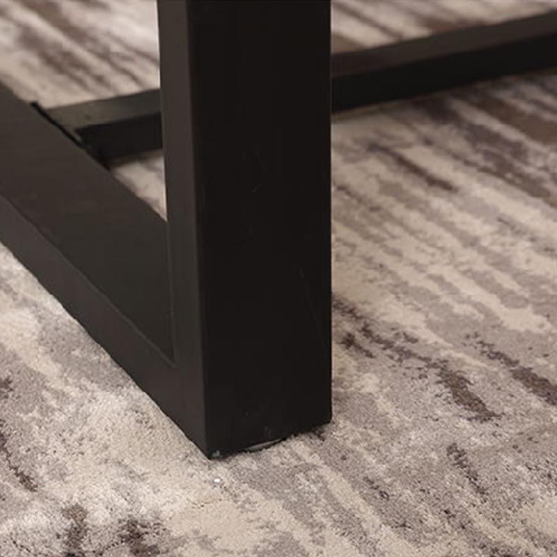 Industrielle Kiefer Holz Top -Büro -Schreibtisch Brauner rechteckiger Schreibtisch mit schwarzem Trestle