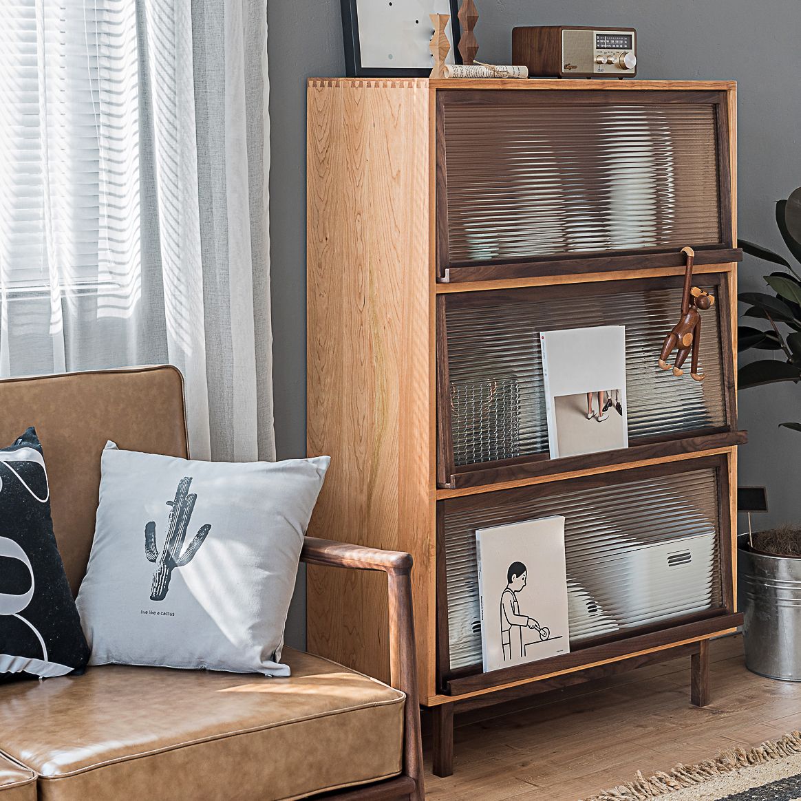 Glazen deur dennenhout dressoir moderne serverkast met opslag voor keuken