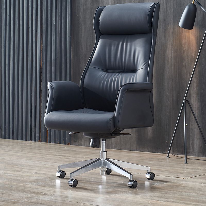 24" Wide Contemporary Managers Chair Black Leather Executive Chair Clearhalo 'furn' 'furn_office_chair' 'Furniture' 'Office Chairs' 'Office Furniture' 'office_chair' 1200x1200_61fd58ff-e42a-4399-9b33-1c90a02c8e91