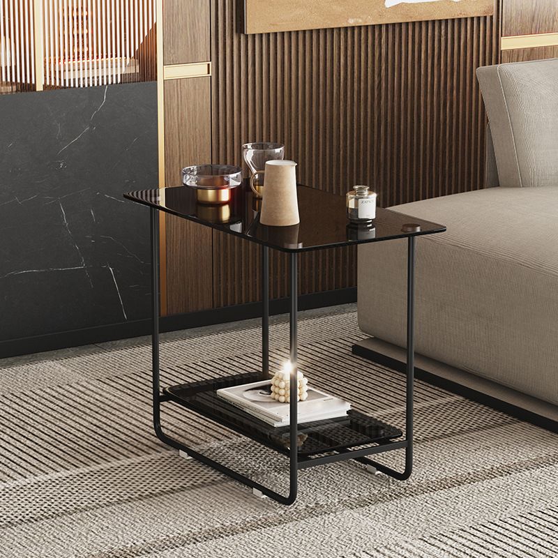 Mesa lateral superior de vidrio rectángulo 21.65 "Mesa de base de trineo de metal de alto con estante