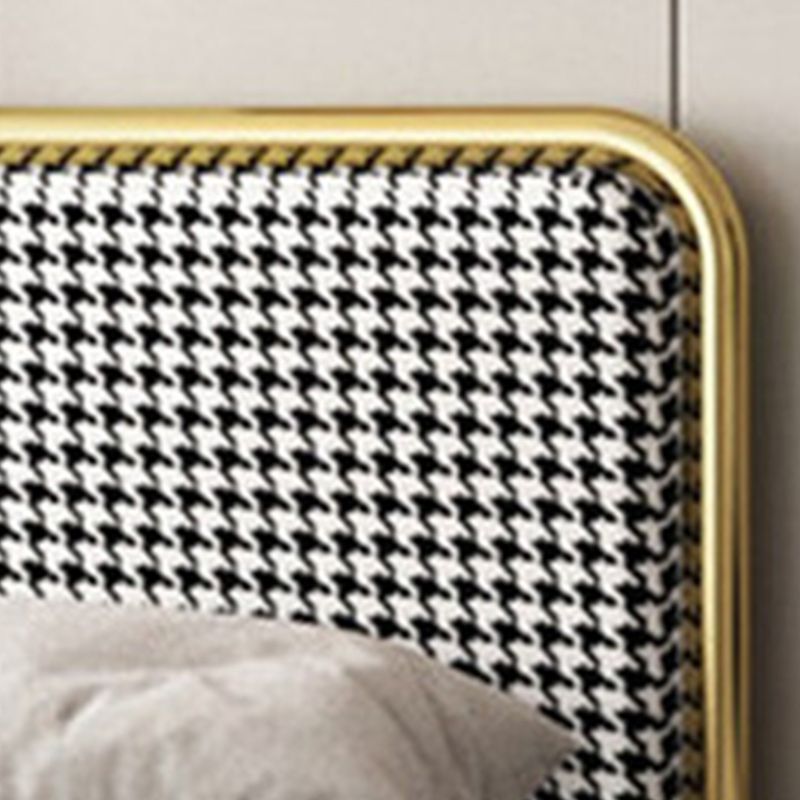 Cama de plataforma glamera marco de hierro cama estándar con cabecera rectangular