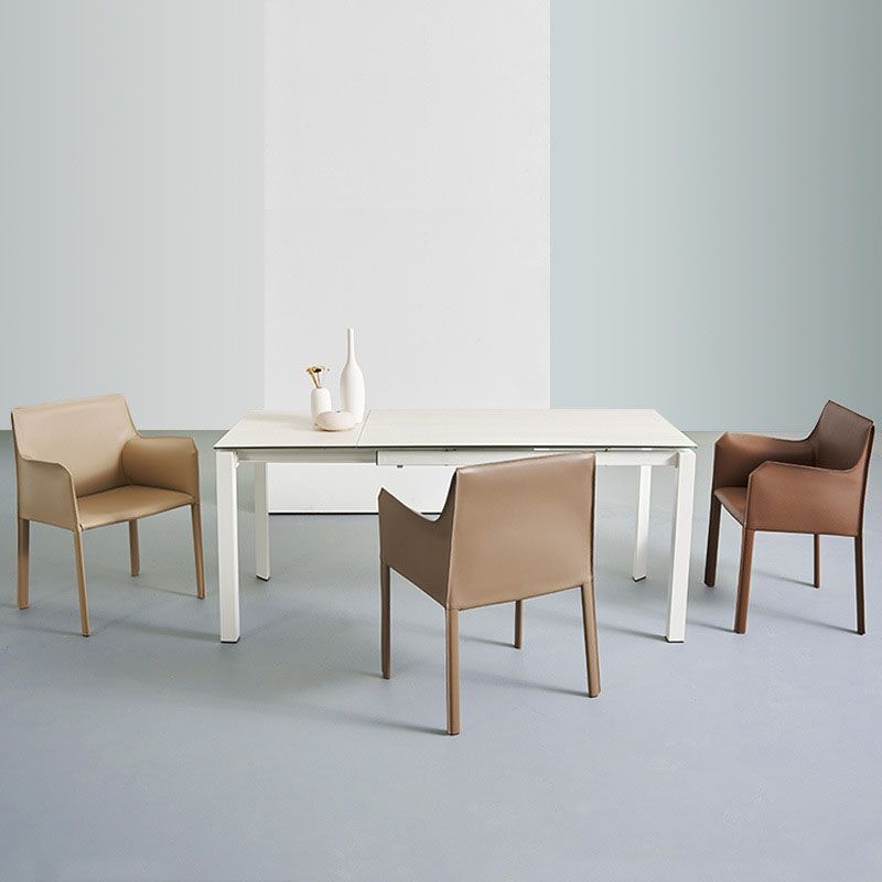 Silla lateral sólida contemporánea con brazos Silla de comedor de cuero sintético