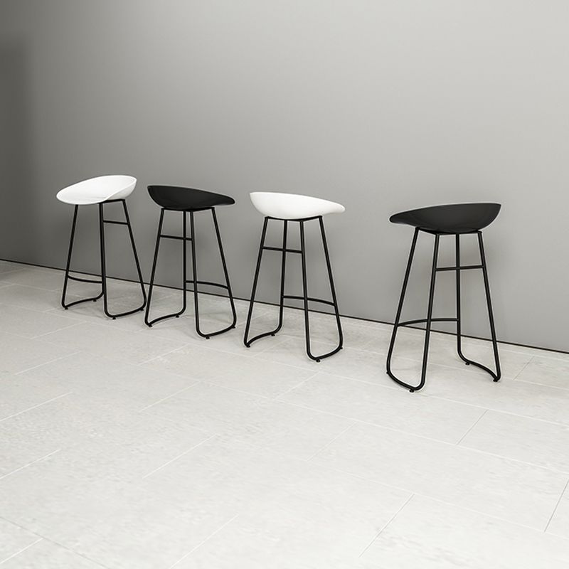 Modern Armless Backrest Counter Stool Iron Bar Stool with Acrylic Seat and Pedal for Cafe Clearhalo 'Bar Furniture' 'Bar Stools' 'bar_stools' 'furn' 'furn_bar_stools' 'Furniture' 'Kitchen & Dining Furniture' 1200x1200_6257016e-2480-4684-9f75-48d29cc1b9f5