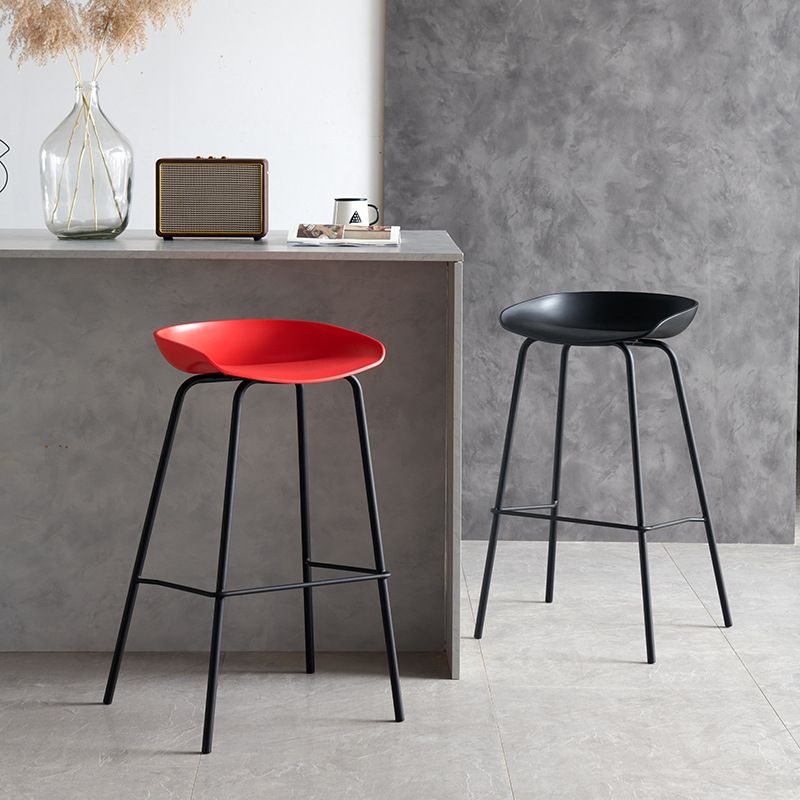 Industrial Metal Kitchen Dining Room Armless Stool Low Back Bar Stool Clearhalo 'Bar Furniture' 'Bar Stools' 'bar_stools' 'furn' 'furn_bar_stools' 'Furniture' 'furniture_bar_stools' 'Kitchen & Dining Furniture' 1200x1200_62654e8e-c521-4ae4-972c-d51c78b345eb