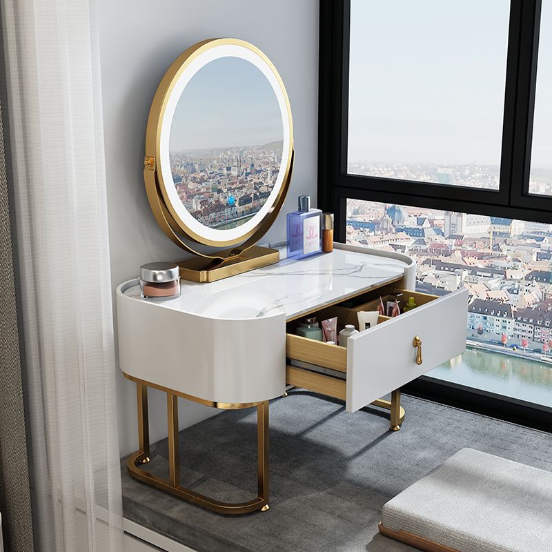 Coiffeur de vanité glamour en verre