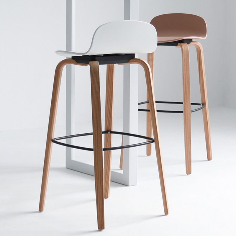 Plastic Low Back Bar Stools Scandinavian Beech Wood Base Barstool