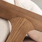 Divano chaise longue scandinavo imbottito. Poltrona chaise longue a due braccioli in beige