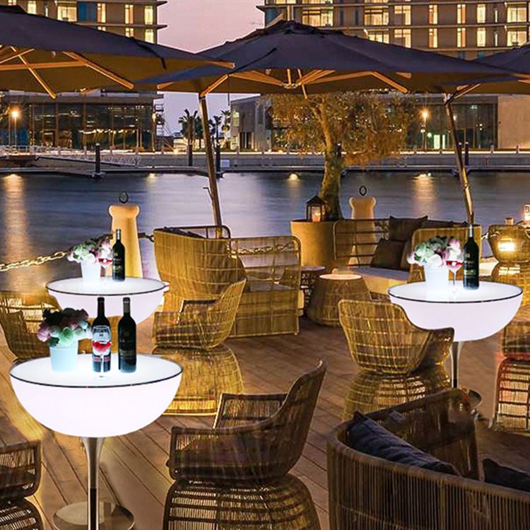 Polyethylene Round Table Industrial Style Commercial Outdoor Bar Table Clearhalo 'Bar Furniture' 'Bar Tables' 'bar_tables' 'furn' 'furn_bar_tables' 'Furniture' 'Kitchen & Dining Furniture' 1200x1200_6281e5b7-b388-4602-9b9f-399f97845287