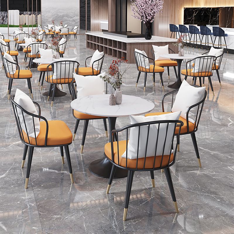 White Sintered Stone Top Table with Tulip Base Metal Traditional Luxury Round Dining Table Clearhalo 'Dining Tables & Seating' 'Dining Tables' 'dining_table' 'furn' 'furn_dining_table' 'Furniture' 'Kitchen & Dining Furniture' 1200x1200_62acc903-3f66-4288-8b2c-8e3831128f83