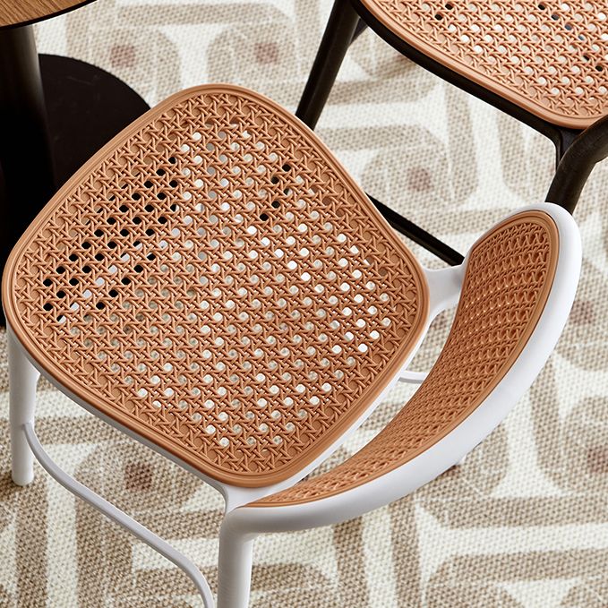 Sgabello da banco di plastica in stile moderno sgabello sul retro con poggiapiedi