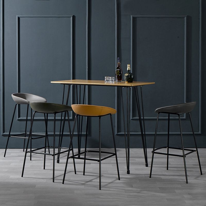 Contemporary Faux Leather Counter Stool Counter Height Bar Stool with Footrest Clearhalo 'Bar Furniture' 'Bar Stools' 'bar_stools' 'furn' 'furn_bar_stools' 'Furniture' 'Kitchen & Dining Furniture' 1200x1200_6328433a-a782-4626-ab89-f0be39bf49d9