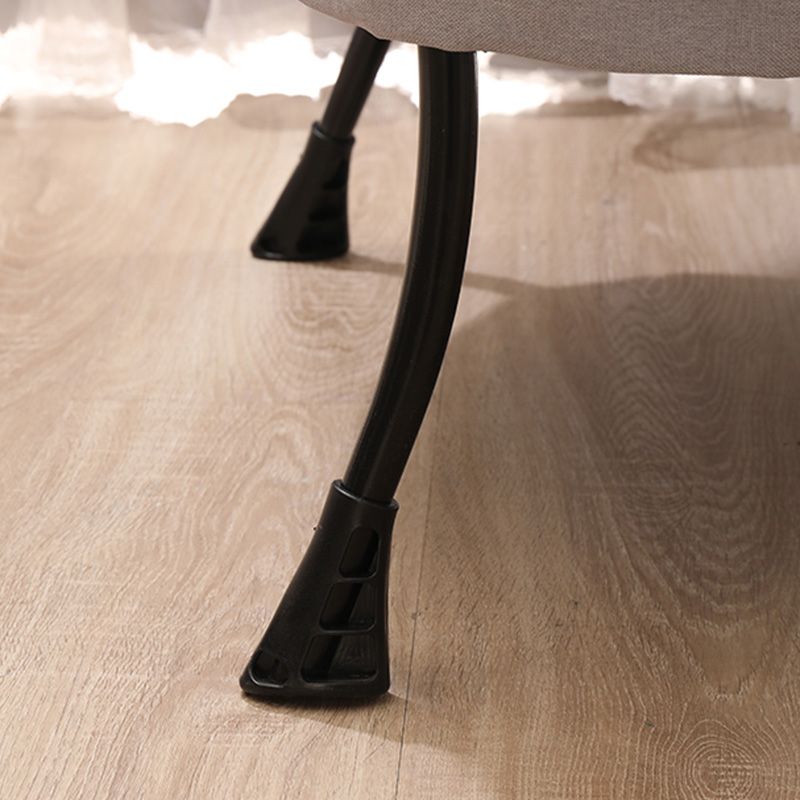 29.52 "W*27.55" D Silla de brazo de mezcla de algodón con cuatro patas negras básicas, brazos acampanados