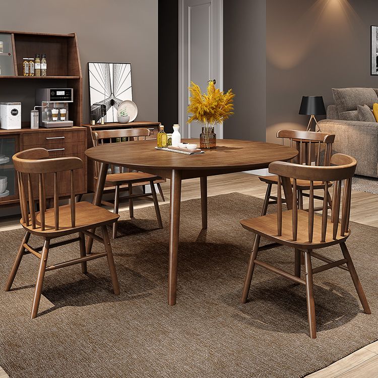 Rubber Wood Round Table for Restaurant Modern Dining Table in Nature/Walnut with 4 Legs Clearhalo ' dining_table' 'Dining Tables & Seating' 'Dining Tables' 'furn' 'furn_dining_table' 'Furniture' 'furniture_dining_table' 'Kitchen & Dining Furniture' 'kitchen&dining_furn' 'kitchen' 'kitchen_dining_table' 1200x1200_639cd575-2a6a-4444-9049-1ba79a1868f4