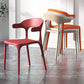 Silla de comedor de apilamiento de la casa silla lateral de plástico abierta de espalda abierta