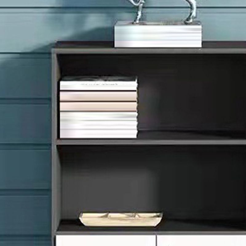 Armadio di archiviazione in legno di blocco verticale in stile industriale