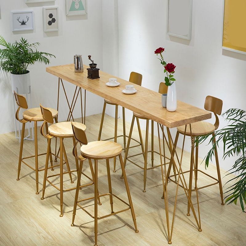 Tavolino da pranzo al tavolo da pranzo al tavolo da tavolo da pranzo al tavolo da pranzo per accento.