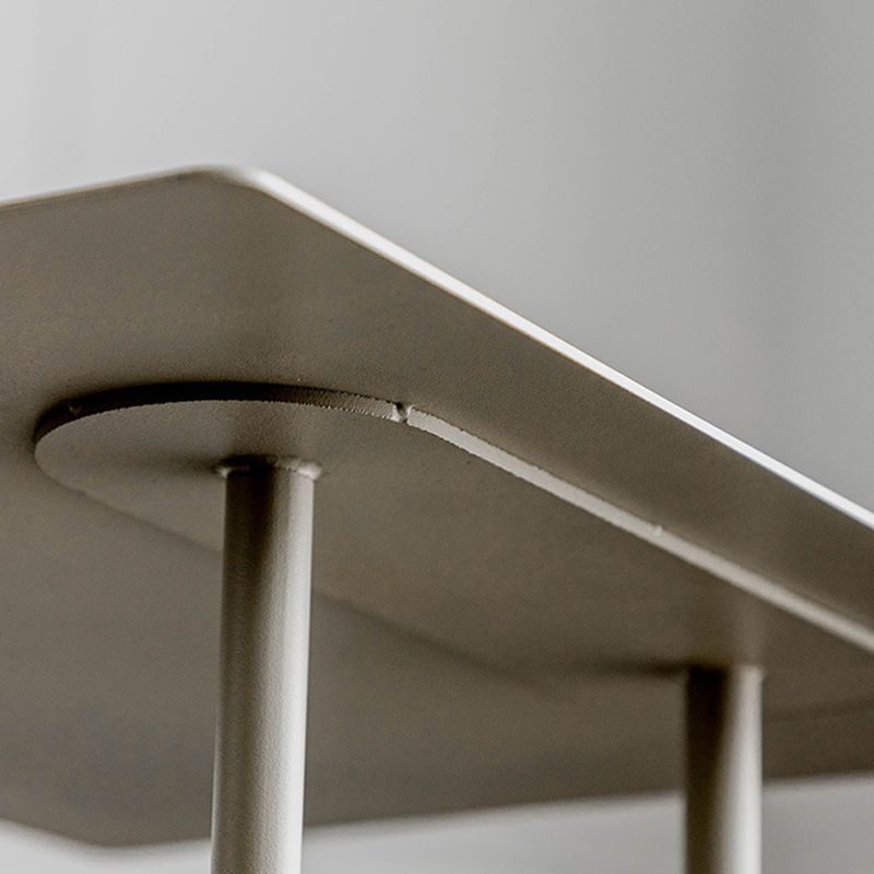 Tavolo da ginnastica moderna di metà secolo in metallo c-forma di divano il lato accento