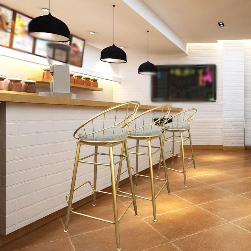 Scandinavian Design Bucket Counter Stool for Home Upholstered Bar Stools with Metal Base Clearhalo 'Bar Furniture' 'Bar Stools' 'bar_stools' 'furn' 'furn_bar_stools' 'Furniture' 'furniture_bar_stools' 'Kitchen & Dining Furniture' 1200x1200_641117b3-f4b1-4069-bcc8-ab1a1e1864b6