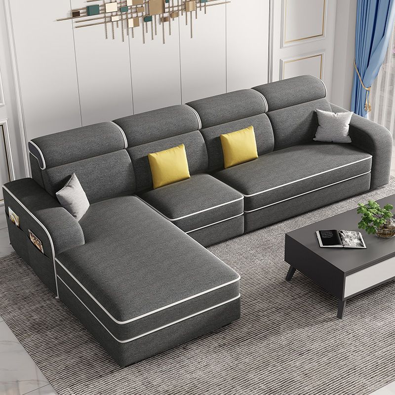 Scandinavo a forma di L sezionale con braccio quadrato e spazio per quattro persone