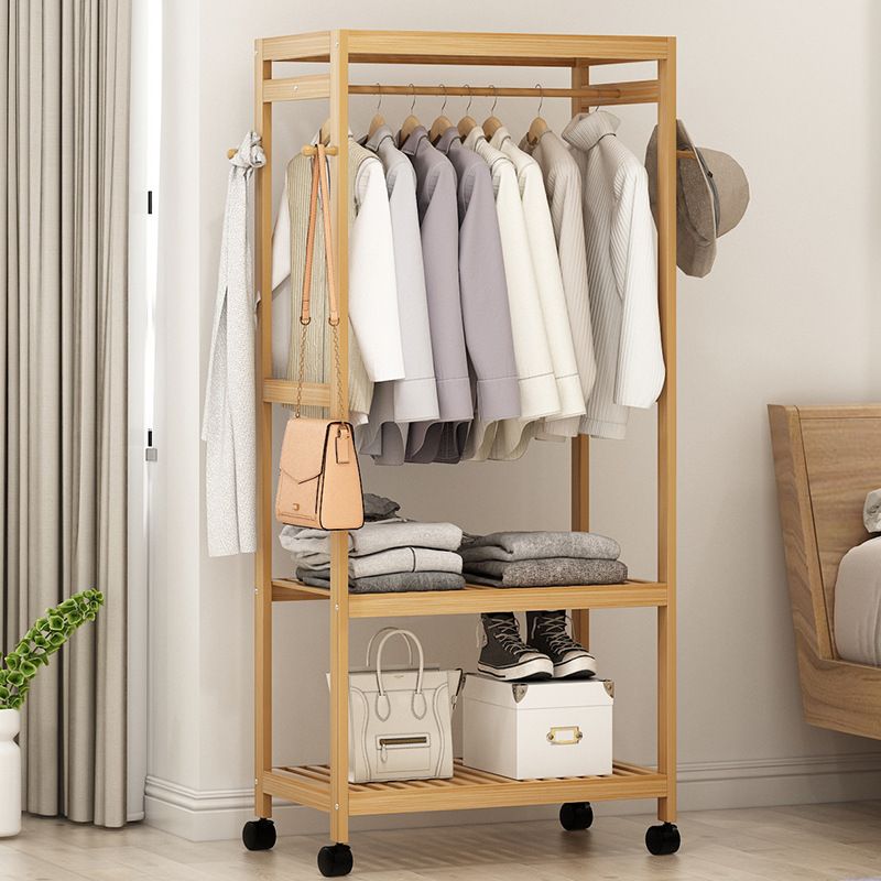 Rack de manteau en bois de style moderne de style ménage minimaliste.