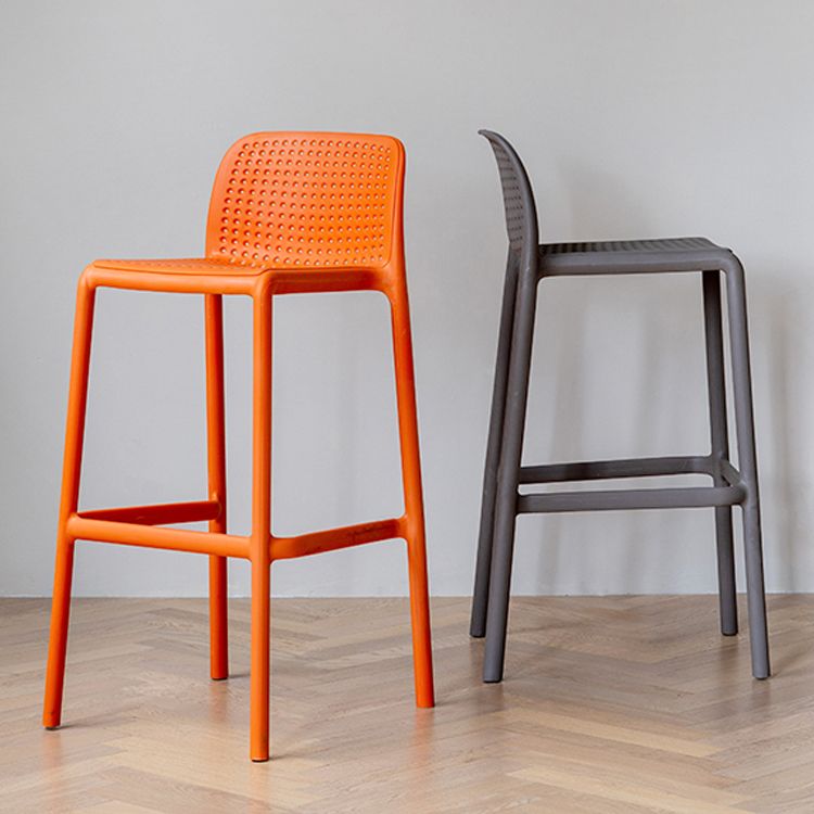 Modern Style Low Back Bar-stool Square Counter Bar Stool with Plastic Legs Clearhalo 'Bar Furniture' 'Bar Stools' 'bar_stools' 'furn' 'furn_bar_stools' 'Furniture' 'furniture_bar_stools' 'Kitchen & Dining Furniture' 1200x1200_64578ffe-0144-411d-baec-83e3931b9133