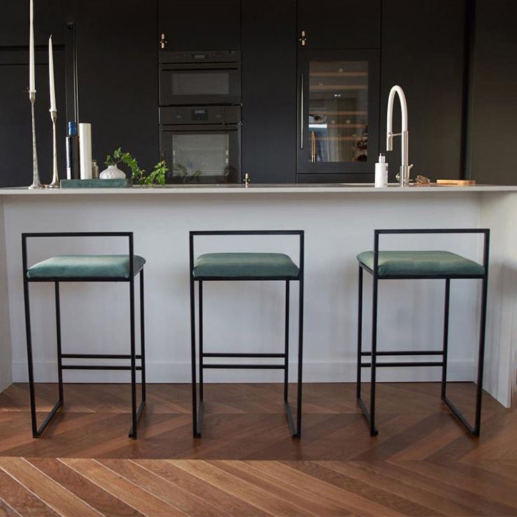 Bas du comptoir rembourré à dos basse tabouret de bar industriel sans repose-pied avec repose-pied