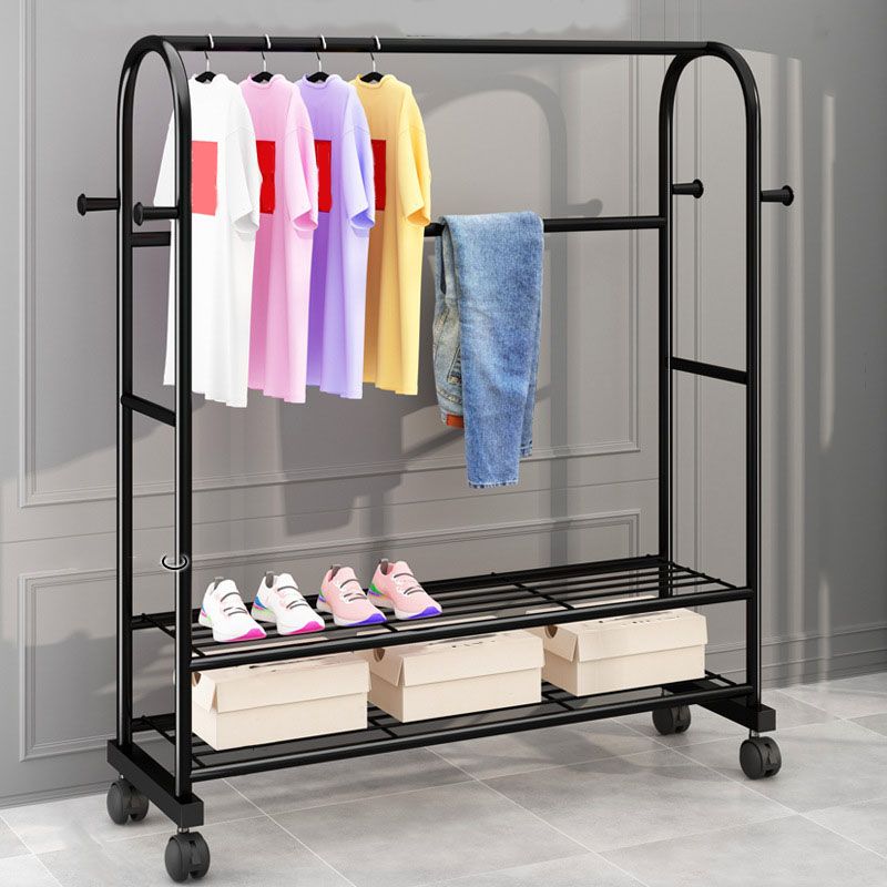 Rack de manteau de style glam métal étagères autoportantes.