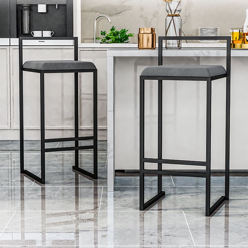 Scandinavian Style Bar-stool with Sled Legs Square Seat Counter Stool for Kitchen Bar Clearhalo 'Bar Furniture' 'Bar Stools' 'bar_stools' 'furn' 'furn_bar_stools' 'furniture_bar_stools' 'Kitchen & Dining Furniture' 'kitchen&dining_furn' 'kitchen' 'kitchen_furn' Furniture' 1200x1200_65508006-7314-4c9b-87d8-861a62ebbade