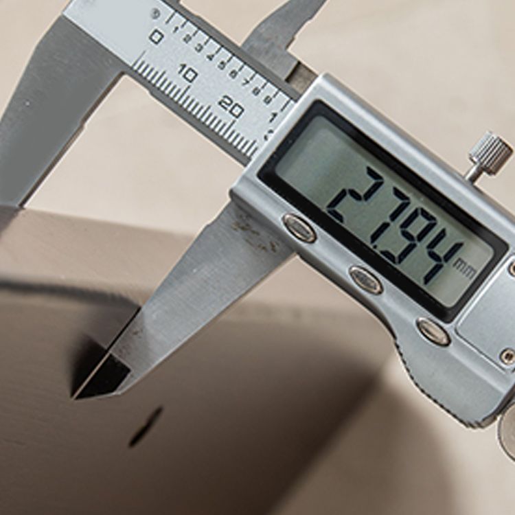 Mesa lateral de vidrio rectángulo moderno Mesa de base abstracta de madera con soporte de revista