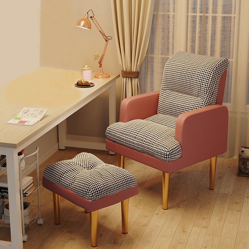 Chaise en cuir fausse 25,9 "L x 25,9" W x 37,4 "H Armes incluses pour salon pour le salon