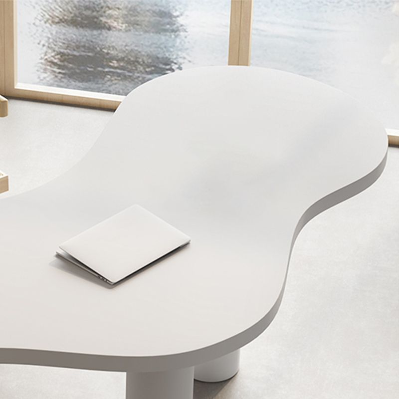 Special Shaped Executive Desk White Wooden Office Desk for Office Clearhalo 'furn' 'furn_office_desk' 'Furniture' 'Office Desks' 'Office Furniture' 'office_desk' 1200x1200_65882ca7-50e3-4646-a133-3f08281a69c2