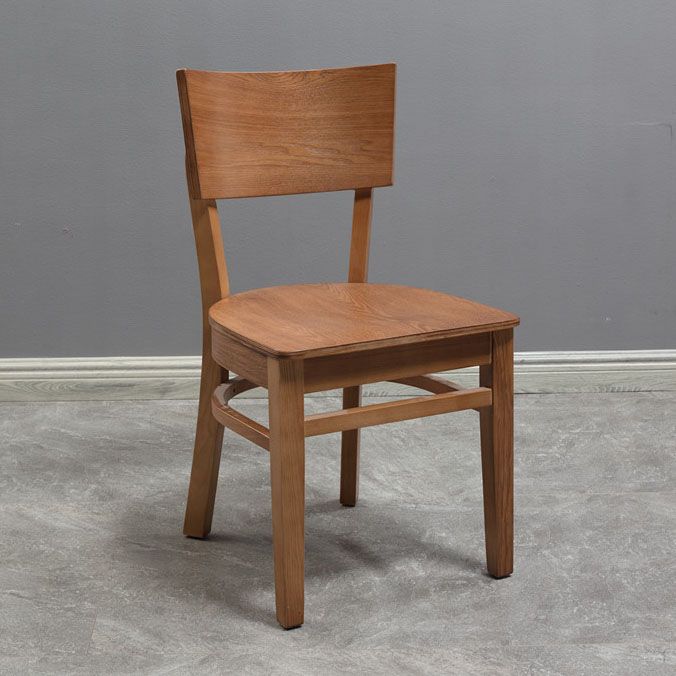 Zeitgenössischer Holz Essstuhl offenen Essnebelmöbeln in mattem Finish offener Rücken