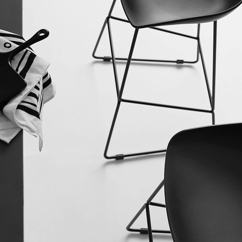Modern Plastic Counter & Bar Stool Bucket Footrest Stool for Coffee Shop Clearhalo 'Bar Furniture' 'Bar Stools' 'bar_stools' 'furn' 'furn_bar_stools' 'furniture_bar_stools' 'Kitchen & Dining Furniture' 'kitchen&dining_furn' 'kitchen' 'kitchen_furn' Furniture' 1200x1200_65c17a71-7f8f-4d7e-81fd-4f8609911baf