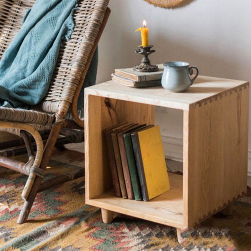 Hölzerner Nachttisch moderner massiver Holz Nachttisch mit niedrigerem Regal